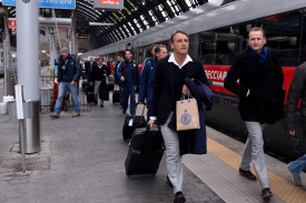 mancini in treno per roma